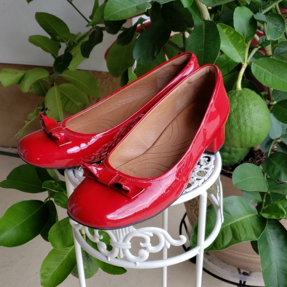 Clarks Shoes - Clarks Red Patten leather shoes